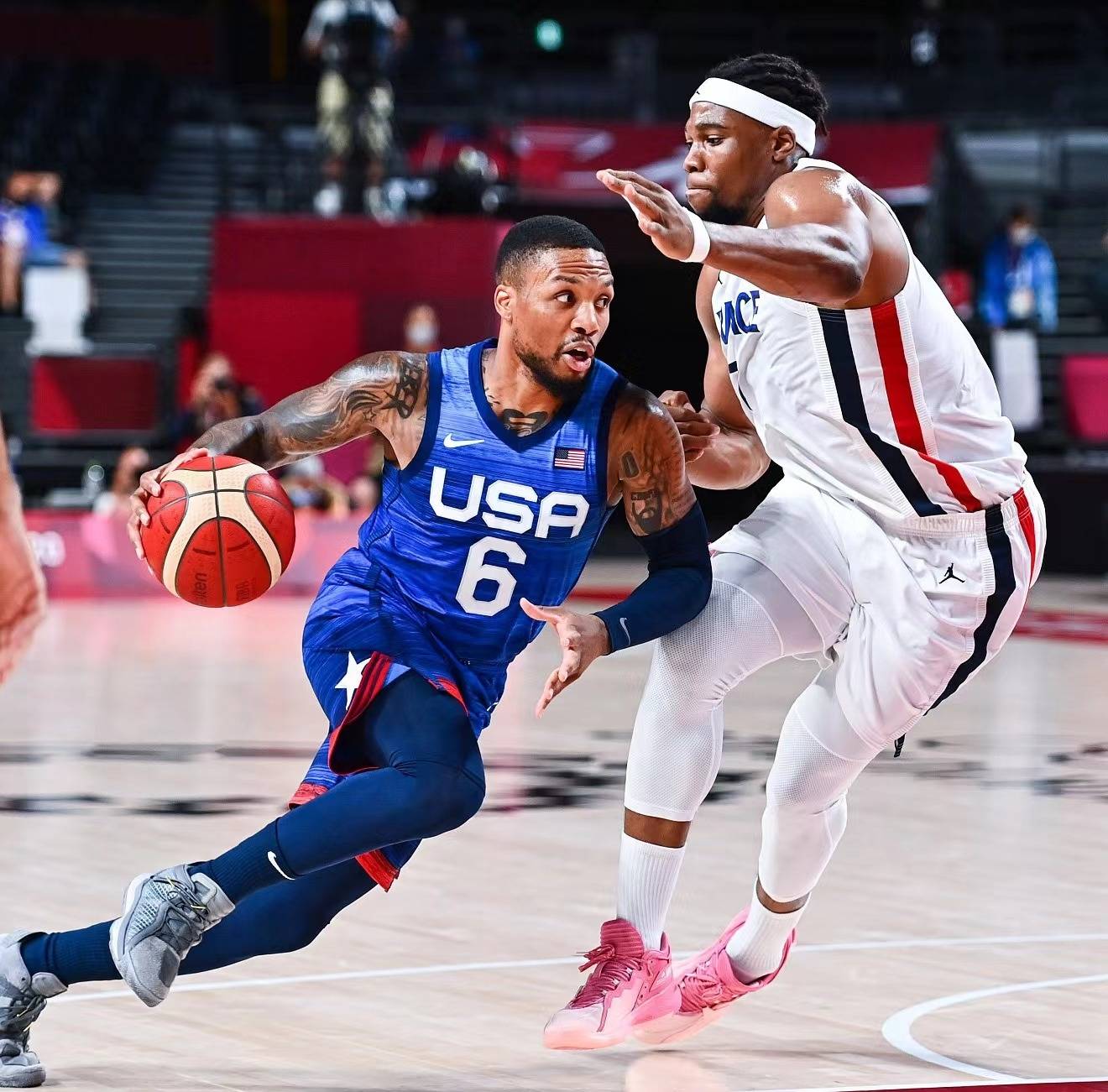 纽约尼克斯迎CBA季后赛关键赛，冲刺阶段篮板制胜，悬念犹存，训练强度明显提升的简单介绍九游体育官网