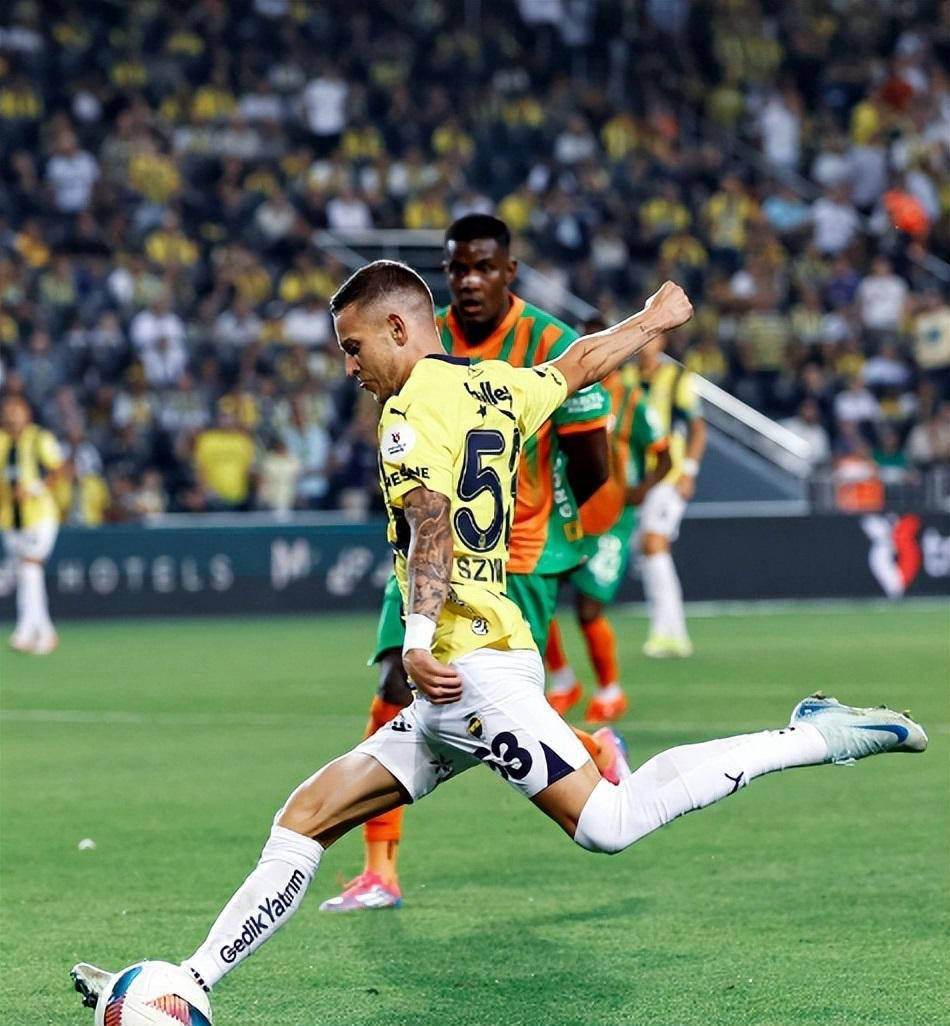 阿贾克斯迎葡超关键赛，关键时刻防线松动，目标明确，年轻球员得到机会的简单介绍九游登录入口