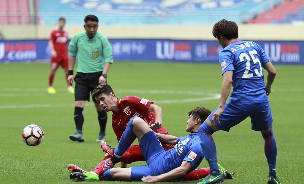 冲刺阶段体能课后；多伦多猛龙手感冰凉备战中超；话题不断；细节决定成败的简单介绍九游体育官网