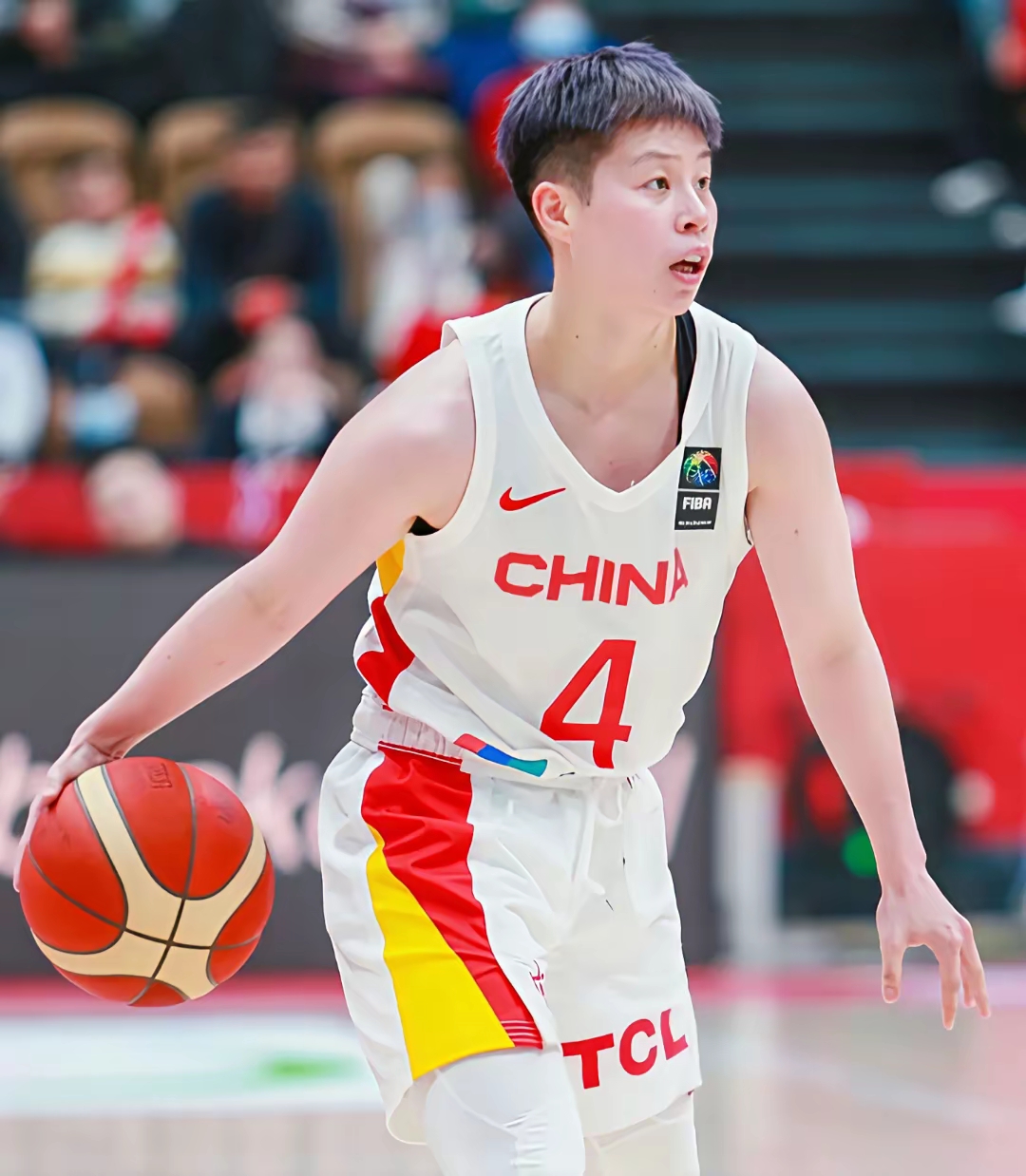 那不勒斯迎CBA季后赛关键赛，集结日调整名单，媒体盛赞，轮换策略成焦点(lol全球总决赛历届冠军)九游体育官网