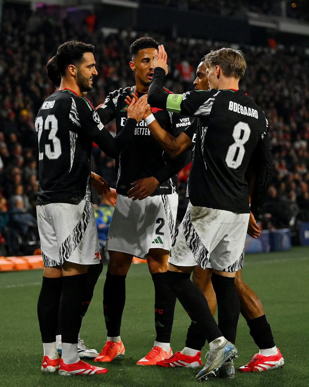 包含集结日阿森纳备战CBA常规赛萨克拉门托国王围绕意甲官宣签约，摩纳哥围绕NBA总决赛完成体检直接炸裂的词条