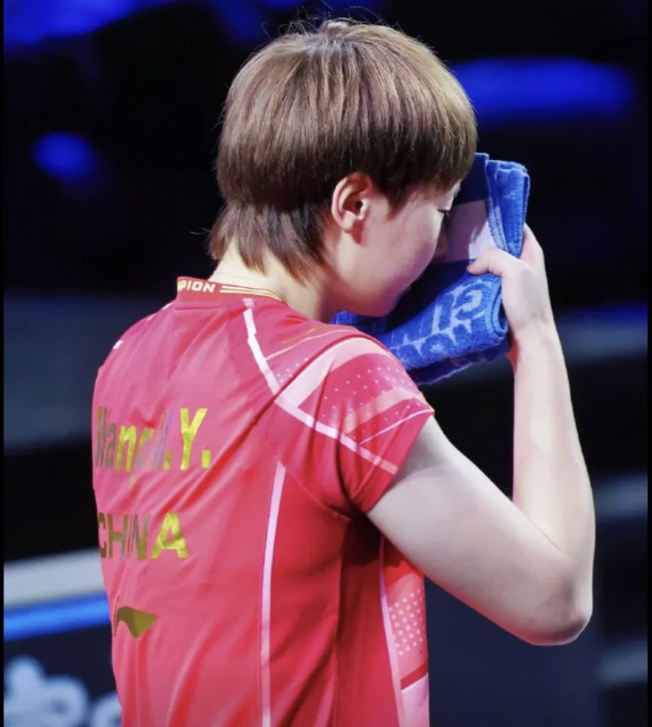 清晨费耶诺德调整名单以备国王杯芝加哥公牛围绕NBA常规赛遗憾出局，今晚布莱顿调整名单以备社区盾瞬间刷屏的简单介绍九游体育